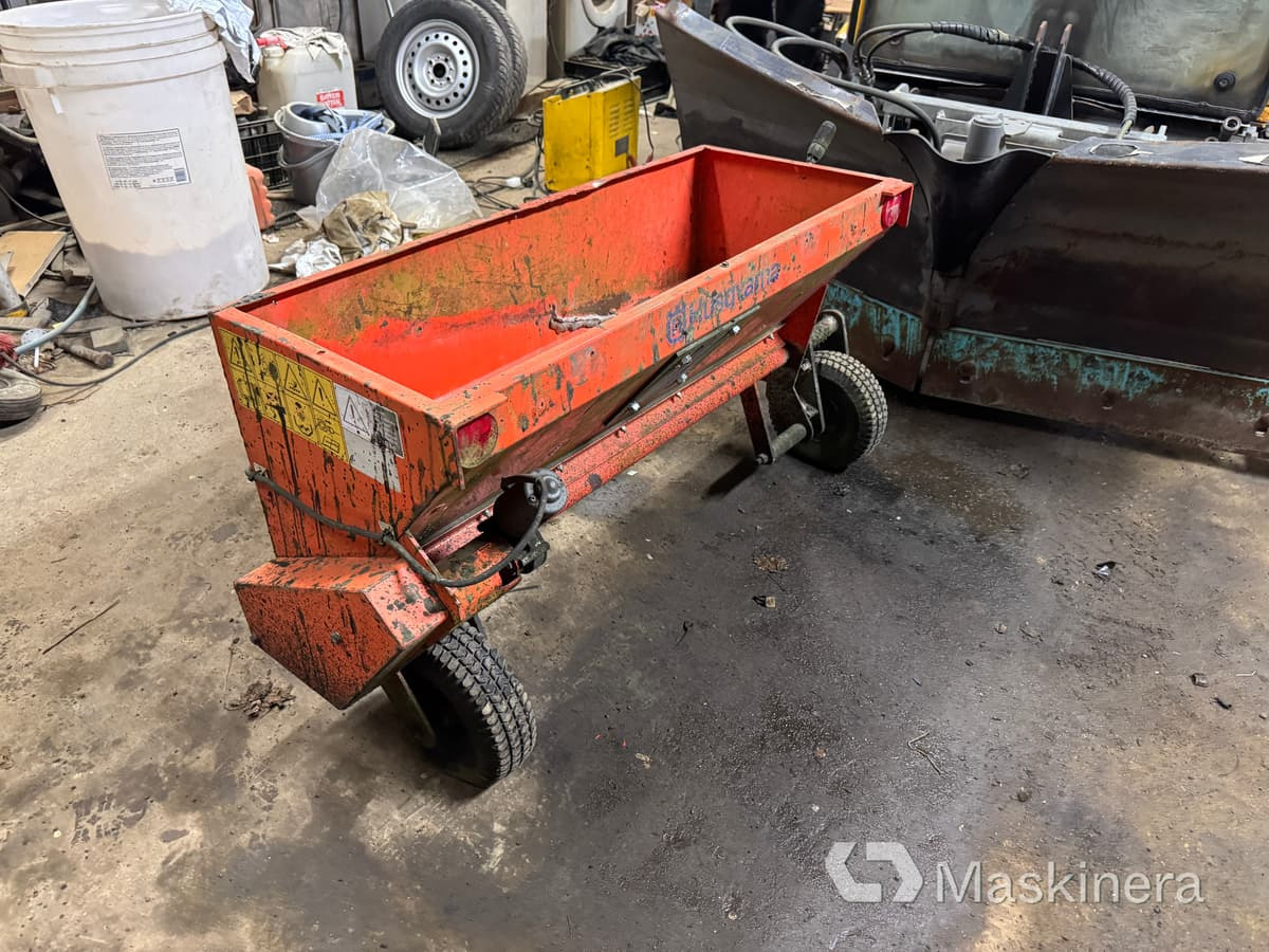 Sandspridare Husqvarna Kova S1001 - Sand/ Salt spreader: picture 3 Sandspridare Husqvarna Kova S1001 - Sand/ Salt spreader: picture 3