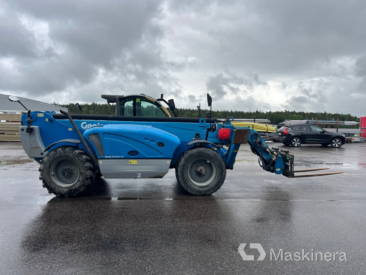 Teleskoplastare Genie GTH 4017SX med tillbehör - Telescopic handler: picture 5 Teleskoplastare Genie GTH 4017SX med tillbehör - Telescopic handler: picture 5