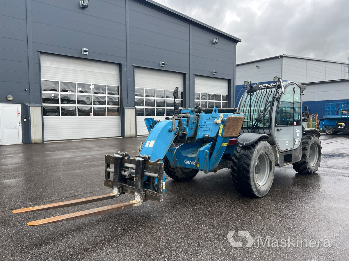 Teleskoplastare Genie GTH 4017SX med tillbehör - Telescopic handler: picture 1 Teleskoplastare Genie GTH 4017SX med tillbehör - Telescopic handler: picture 1