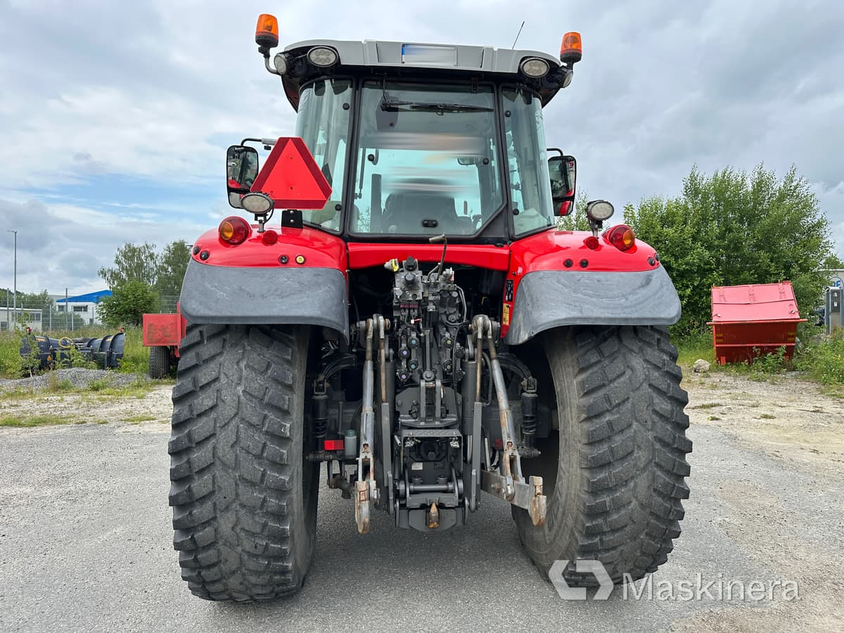 Traktor Massey Fergusson MF 6715 S + Bigab 10-14 G2 - Farm tractor: picture 4 Traktor Massey Fergusson MF 6715 S + Bigab 10-14 G2 - Farm tractor: picture 4