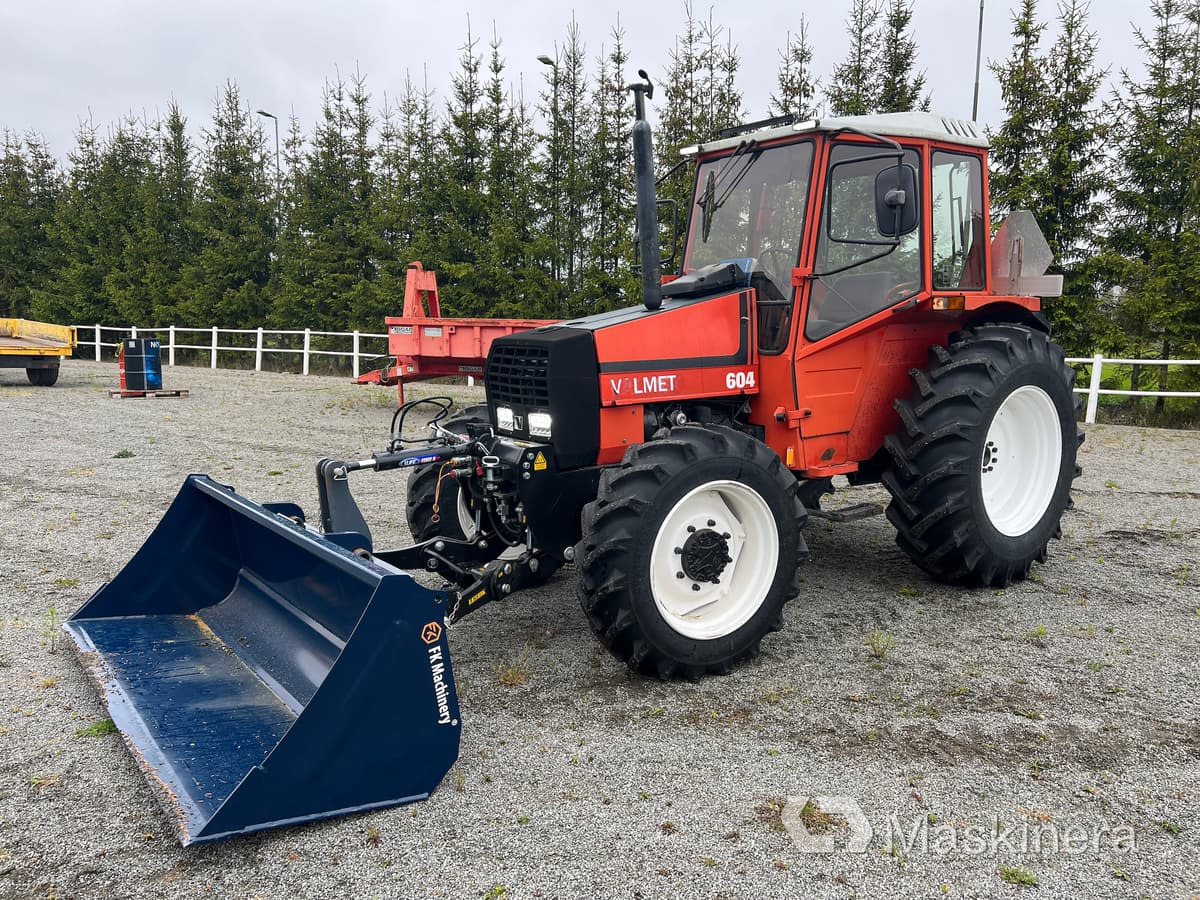 Valmet 604-4 Traktor Valmet 604-4 - Farm tractor: picture 1 Valmet 604-4 Traktor Valmet 604-4 - Farm tractor: picture 1