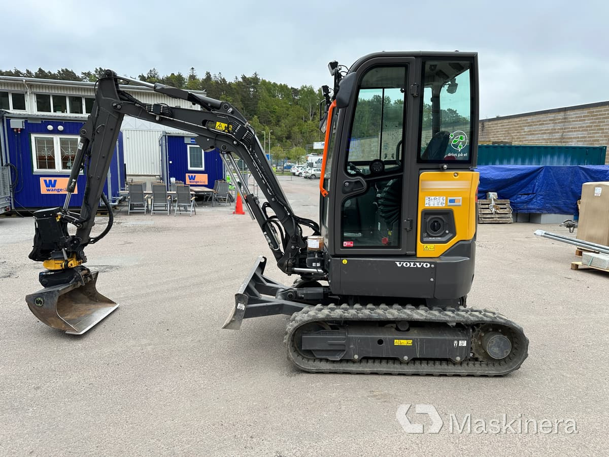 Volvo JECR25D Electric Grävmaskin Volvo ECR25 Electric - Crawler excavator: picture 2 Volvo JECR25D Electric Grävmaskin Volvo ECR25 Electric - Crawler excavator: picture 2