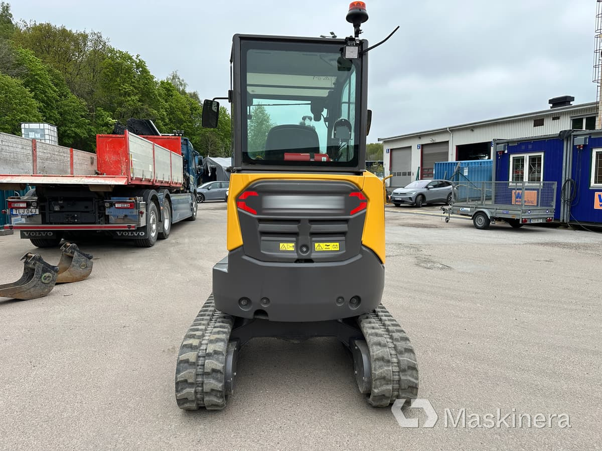 Volvo JECR25D Electric Grävmaskin Volvo ECR25 Electric - Crawler excavator: picture 4 Volvo JECR25D Electric Grävmaskin Volvo ECR25 Electric - Crawler excavator: picture 4