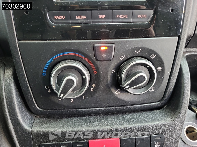 Small van Citroën Jumper 130pk L2H2 Airco Cruise Euro6 L2 Airco Cruise control: picture 14 Small van Citroën Jumper 130pk L2H2 Airco Cruise Euro6 L2 Airco Cruise control: picture 14