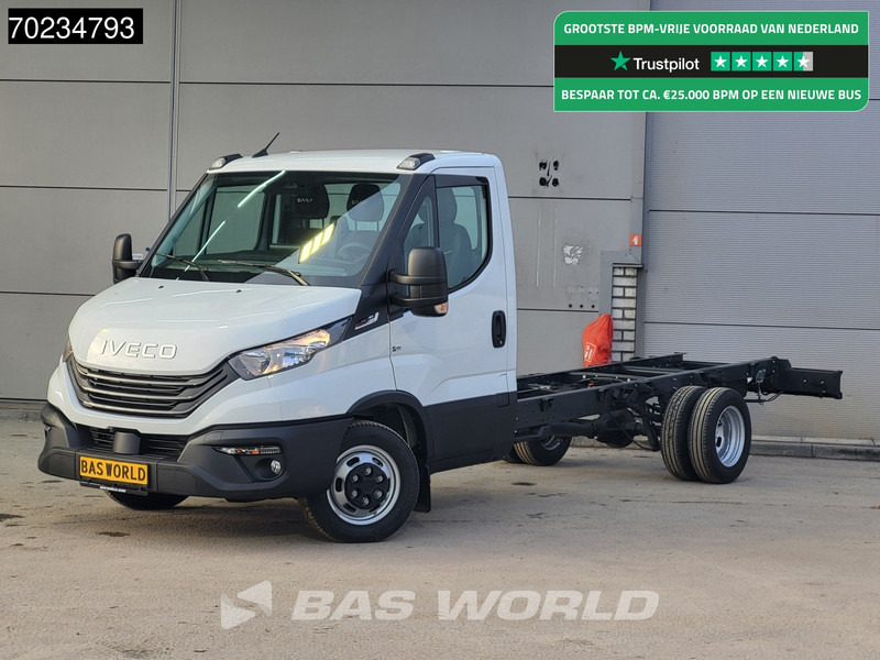 Iveco Daily 35C18 3.0L Automaat Dubbellucht 2025 model 410WB ACC Camera Airco Navi Chassis Cabine Fahrgestell Airco Cruise control - Commercial vehicle: picture 1 Iveco Daily 35C18 3.0L Automaat Dubbellucht 2025 model 410WB ACC Camera Airco Navi Chassis Cabine Fahrgestell Airco Cruise control - Commercial vehicle: picture 1