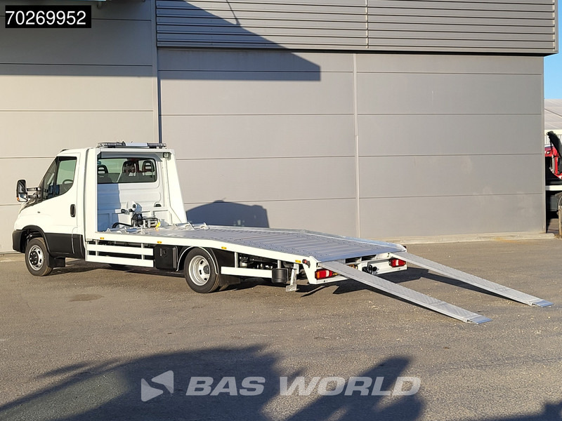 Iveco Daily 35C18 3.0L Automaat Luchtvering Autotransporter 2025model LED Lier Zwaailamp Oprijwagen Cartransporter Trekhaak Cruise control - Commercial vehicle: picture 5 Iveco Daily 35C18 3.0L Automaat Luchtvering Autotransporter 2025model LED Lier Zwaailamp Oprijwagen Cartransporter Trekhaak Cruise control - Commercial vehicle: picture 5