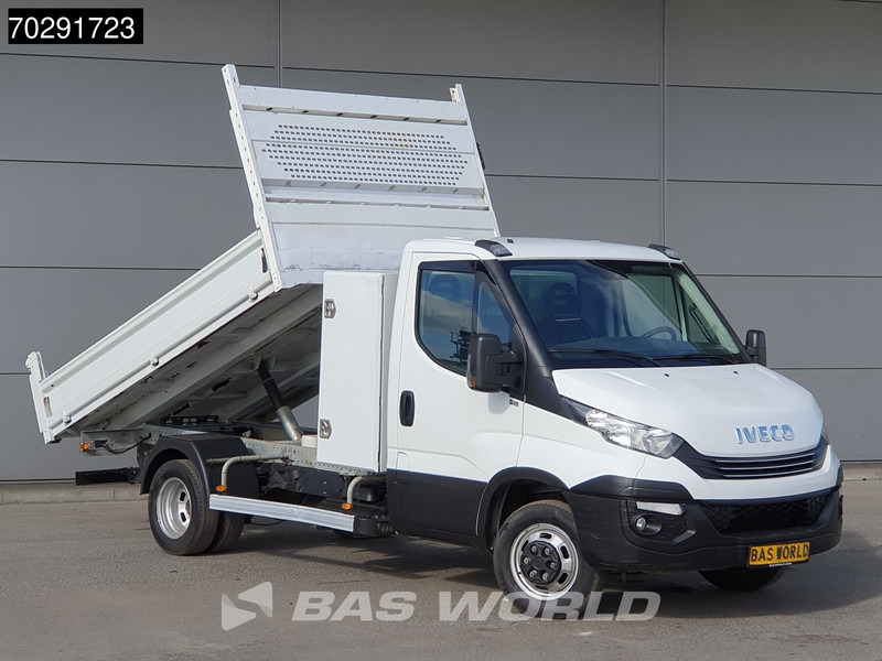 Iveco Daily 35C18 3.0L Automaat Open Laadbak met Kist Dubbellucht 3,5t Trekhaak Airco Euro6 Pritsche Pickup Open Box 2m3 Airco Trekhaak Crui - Open body delivery van: picture 3 Iveco Daily 35C18 3.0L Automaat Open Laadbak met Kist Dubbellucht 3,5t Trekhaak Airco Euro6 Pritsche Pickup Open Box 2m3 Airco Trekhaak Crui - Open body delivery van: picture 3