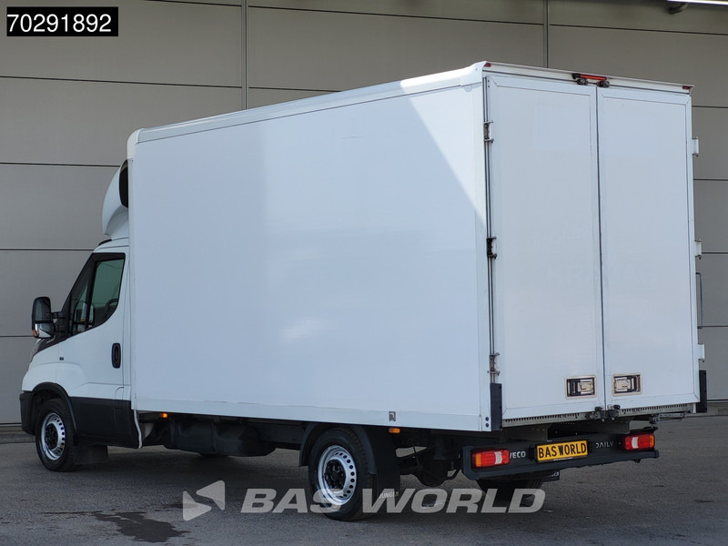 Iveco Daily 35S16 Automaat Bakwagen Achterdeuren 160PK Airco Camera Euro6 Meubelbak Koffer 21m3 Airco - Closed box van: picture 2 Iveco Daily 35S16 Automaat Bakwagen Achterdeuren 160PK Airco Camera Euro6 Meubelbak Koffer 21m3 Airco - Closed box van: picture 2