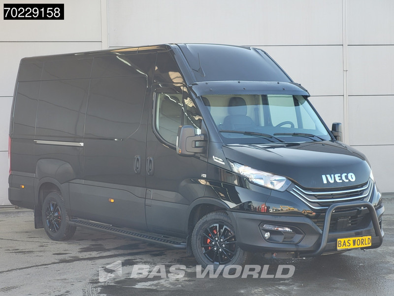 Iveco Daily 35S16 Automaat Black Edition L2H2 Airco Cruise Velgen 3500kg trekgewicht 12m3 Airco Cruise control - Panel van: picture 2 Iveco Daily 35S16 Automaat Black Edition L2H2 Airco Cruise Velgen 3500kg trekgewicht 12m3 Airco Cruise control - Panel van: picture 2