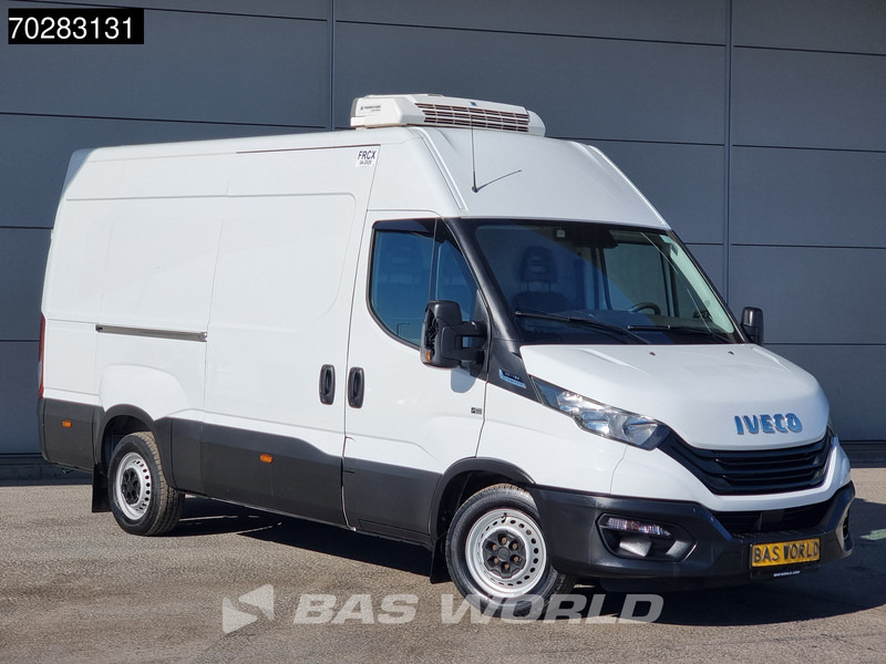 Iveco Daily 35S16 SCHADE/DAMAGE! Koelwagen Vriezer Automaat Thermo King V-300 MAX Airco Cruise Parkeersensoren Kühl Kühler Koel Koeler Kühlw - Refrigerated delivery van: picture 5 Iveco Daily 35S16 SCHADE/DAMAGE! Koelwagen Vriezer Automaat Thermo King V-300 MAX Airco Cruise Parkeersensoren Kühl Kühler Koel Koeler Kühlw - Refrigerated delivery van: picture 5