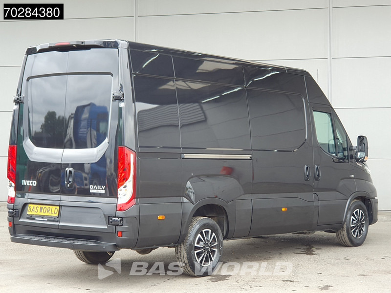 Iveco Daily 35S18 3.0L Automaat ACC Navi LED 3,5t Trekgewicht Airco Camera Parkeersensoren L2 12m3 Airco - Panel van: picture 5 Iveco Daily 35S18 3.0L Automaat ACC Navi LED 3,5t Trekgewicht Airco Camera Parkeersensoren L2 12m3 Airco - Panel van: picture 5