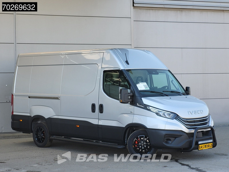 Iveco Daily 35S21 210PK 3.0L Automaat 2025 Black Edition model L2H2 ACC LED Tacho CarPlay Velgen Camera 12m3 Airco Trekhaak - Panel van: picture 5 Iveco Daily 35S21 210PK 3.0L Automaat 2025 Black Edition model L2H2 ACC LED Tacho CarPlay Velgen Camera 12m3 Airco Trekhaak - Panel van: picture 5