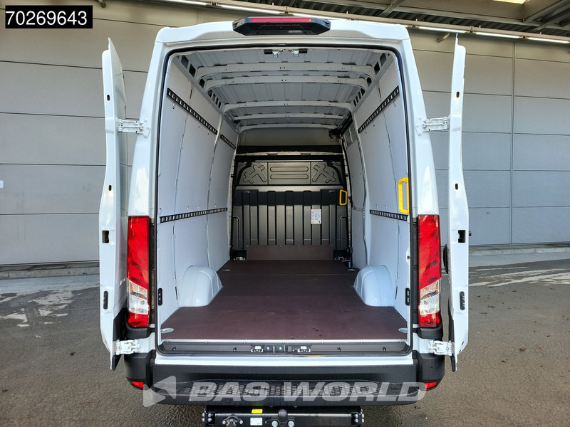 Iveco Daily 35S21 3.0L Automaat Black Edition 2025 model L2H2 Trekhaak Tacho ACC LED CarPlay Velgen Camera 12m3 Airco Trekhaak - Panel van: picture 3 Iveco Daily 35S21 3.0L Automaat Black Edition 2025 model L2H2 Trekhaak Tacho ACC LED CarPlay Velgen Camera 12m3 Airco Trekhaak - Panel van: picture 3