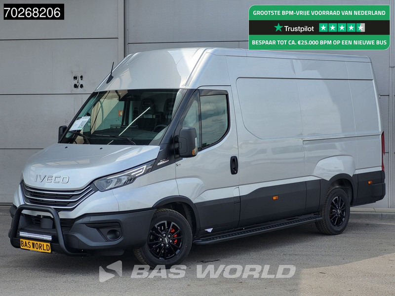 Iveco Daily 35S21 3.0L Automaat Black Edition L2H2 LED ACC Airco Camera 3,5t Trekgewicht Parkeersensoren L2 12m3 Airco - Panel van: picture 1 Iveco Daily 35S21 3.0L Automaat Black Edition L2H2 LED ACC Airco Camera 3,5t Trekgewicht Parkeersensoren L2 12m3 Airco - Panel van: picture 1