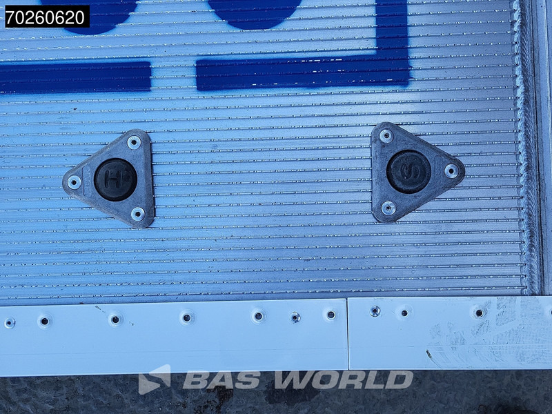 New Curtain side van Iveco Daily 35S21 3.0L Automaat Schuifzeilen Laadklep 210PK 2025-Model ACC LED CarPlay Euro6 Schuifzeil Koffer Meubelbak Bakwagen 23m3 Airco: picture 19 New Curtain side van Iveco Daily 35S21 3.0L Automaat Schuifzeilen Laadklep 210PK 2025-Model ACC LED CarPlay Euro6 Schuifzeil Koffer Meubelbak Bakwagen 23m3 Airco: picture 19