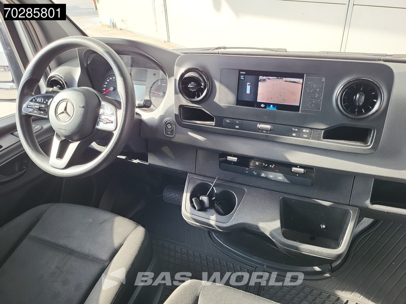 Small van Mercedes-Benz Sprinter 214 CDI Automaat L2H2 Airco Cruise Camera Parkeersensoren MBUX Euro6 L2 12m3 Airco Cruise control: picture 19