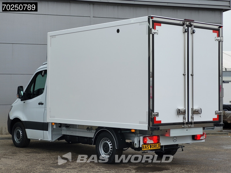 Mercedes-Benz Sprinter 315 CDI Koelwagen 2025model Thermo King V-300max 230V stekker Bakwagen Koel Kühlwagen 13m3 Airco Cruise control - Refrigerated delivery van: picture 2 Mercedes-Benz Sprinter 315 CDI Koelwagen 2025model Thermo King V-300max 230V stekker Bakwagen Koel Kühlwagen 13m3 Airco Cruise control - Refrigerated delivery van: picture 2