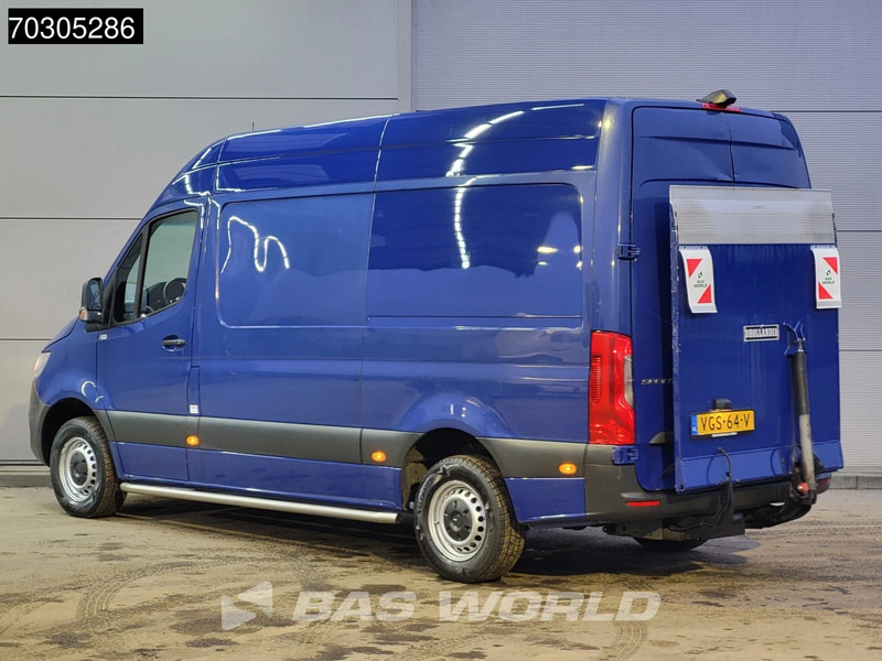 Mercedes-Benz Sprinter 316 CDI D'Hollandia Laadklep Automaat L2H2 Navi Airco Cruise Camera MBUX CarPlay APK 02-2026 Euro6 L2 Airco Cruise control - Panel van: picture 2 Mercedes-Benz Sprinter 316 CDI D'Hollandia Laadklep Automaat L2H2 Navi Airco Cruise Camera MBUX CarPlay APK 02-2026 Euro6 L2 Airco Cruise control - Panel van: picture 2