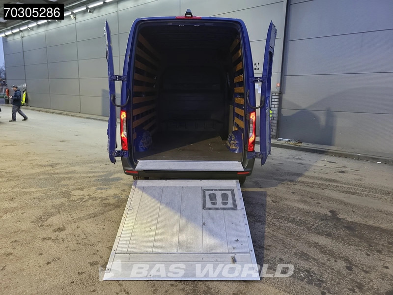 Mercedes-Benz Sprinter 316 CDI D'Hollandia Laadklep Automaat L2H2 Navi Airco Cruise Camera MBUX CarPlay APK 02-2026 Euro6 L2 Airco Cruise control - Panel van: picture 3 Mercedes-Benz Sprinter 316 CDI D'Hollandia Laadklep Automaat L2H2 Navi Airco Cruise Camera MBUX CarPlay APK 02-2026 Euro6 L2 Airco Cruise control - Panel van: picture 3