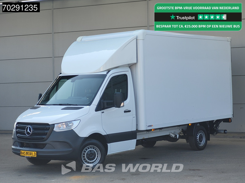 Mercedes-Benz Sprinter 317 CDI Automaat Bakwagen Laadklep Camera Airco Koffer Meubelbak 21m3 Airco - Closed box van: picture 1 Mercedes-Benz Sprinter 317 CDI Automaat Bakwagen Laadklep Camera Airco Koffer Meubelbak 21m3 Airco - Closed box van: picture 1