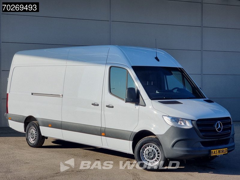 Mercedes-Benz Sprinter 317 CDI Automaat L3H2 Trekhaak Camera Airco MBUX L3 14Airco Trekhaak - Small van: picture 3 Mercedes-Benz Sprinter 317 CDI Automaat L3H2 Trekhaak Camera Airco MBUX L3 14Airco Trekhaak - Small van: picture 3