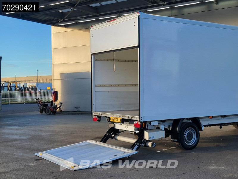 Mercedes-Benz Sprinter 317 CDI Automaat Laadklep Bakwagen 170PK Airco Camera Euro6 Meubelbak Koffer 21m3 Airco - Closed box van: picture 3 Mercedes-Benz Sprinter 317 CDI Automaat Laadklep Bakwagen 170PK Airco Camera Euro6 Meubelbak Koffer 21m3 Airco - Closed box van: picture 3