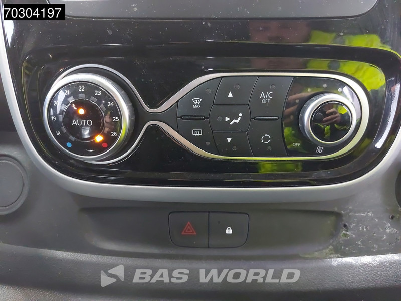 Renault Trafic 145pk Dubbel Cabine Automaat L2H1 LED Navi Airco Camera Parkeersensoren APK 09-2026 L2 DC Doka Mixto Airco Trekhaak Cruise contr leasing Renault Trafic 145pk Dubbel Cabine Automaat L2H1 LED Navi Airco Camera Parkeersensoren APK 09-2026 L2 DC Doka Mixto Airco Trekhaak Cruise contr: picture 15