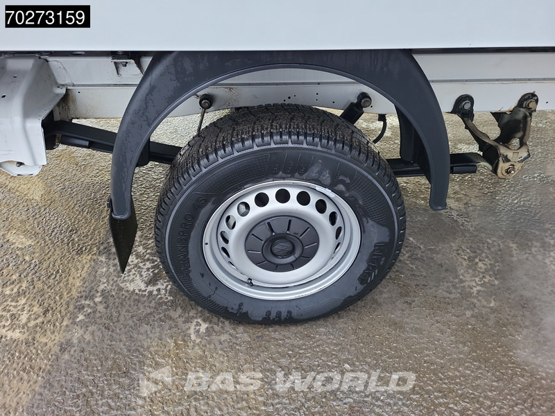 Closed box van Volkswagen Crafter 177pk Automaat Laadklep Bakwagen Airco Camera Meubelbak Koffer Airco: picture 18