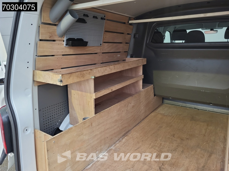 Small van Volkswagen Transporter 110PK Dubbel Cabine L2H1 Trekhaak Airco Cruise Imperiaal APK 10-2026 Euro6 L2 Airco Trekhaak Cruise control: picture 8 Small van Volkswagen Transporter 110PK Dubbel Cabine L2H1 Trekhaak Airco Cruise Imperiaal APK 10-2026 Euro6 L2 Airco Trekhaak Cruise control: picture 8