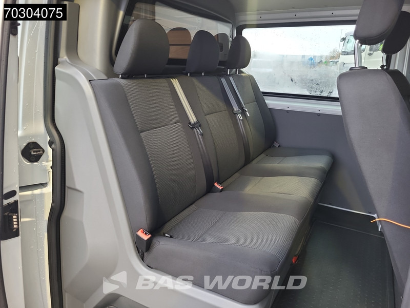 Small van Volkswagen Transporter 110PK Dubbel Cabine L2H1 Trekhaak Airco Cruise Imperiaal APK 10-2026 Euro6 L2 Airco Trekhaak Cruise control: picture 14 Small van Volkswagen Transporter 110PK Dubbel Cabine L2H1 Trekhaak Airco Cruise Imperiaal APK 10-2026 Euro6 L2 Airco Trekhaak Cruise control: picture 14
