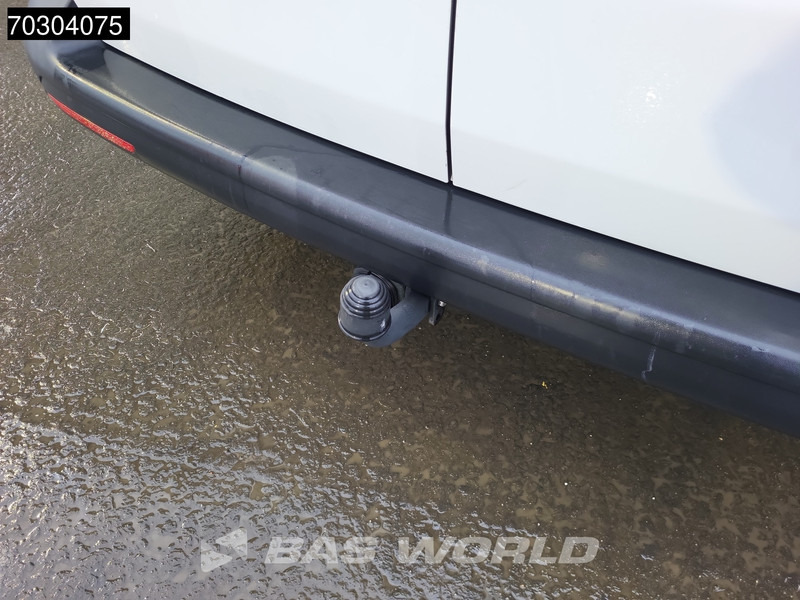 Small van Volkswagen Transporter 110PK Dubbel Cabine L2H1 Trekhaak Airco Cruise Imperiaal APK 10-2026 Euro6 L2 Airco Trekhaak Cruise control: picture 10 Small van Volkswagen Transporter 110PK Dubbel Cabine L2H1 Trekhaak Airco Cruise Imperiaal APK 10-2026 Euro6 L2 Airco Trekhaak Cruise control: picture 10