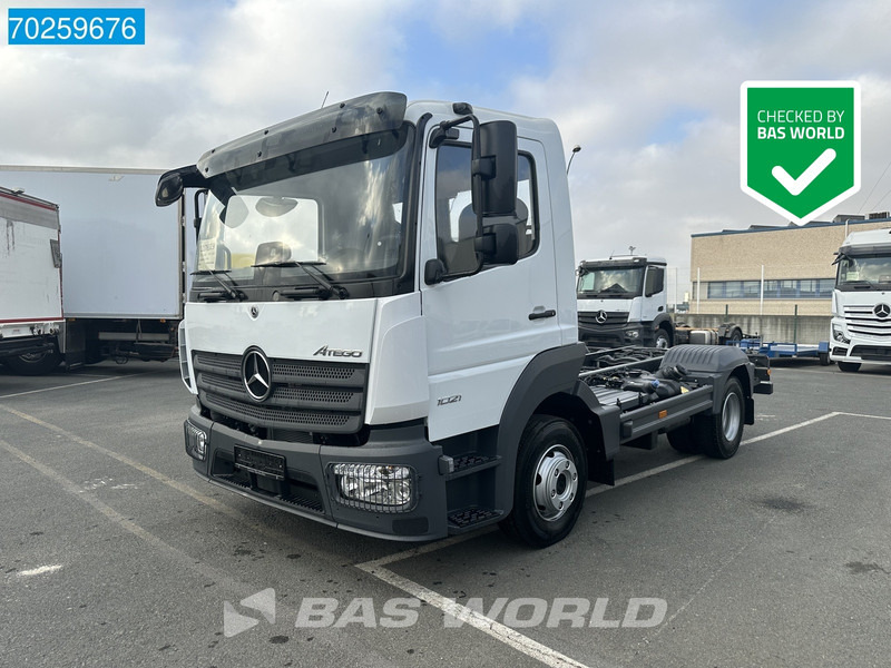 Mercedes-Benz Atego 1021 4X2 10t chassis Automatic ClassicSpace Euro 6 - Cab chassis truck: picture 1 Mercedes-Benz Atego 1021 4X2 10t chassis Automatic ClassicSpace Euro 6 - Cab chassis truck: picture 1