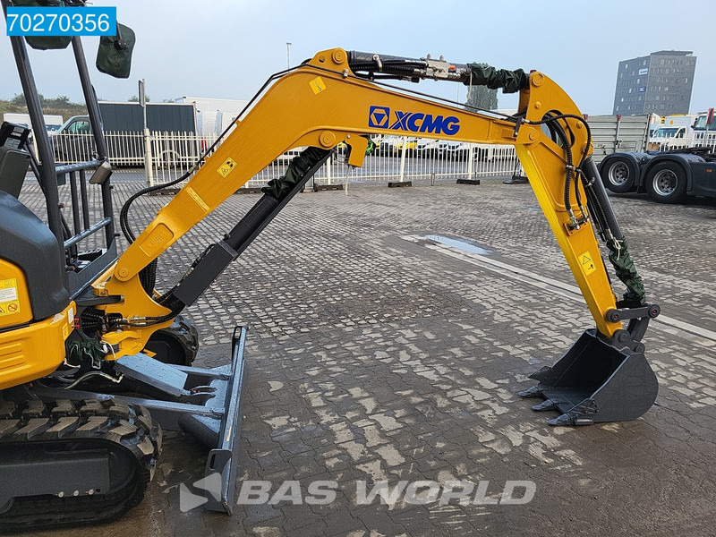 New Mini excavator XCMG XE27 E 2 AÑOS GARANTÍA FÁBRICA - SITUADA EN GRANADA: picture 9