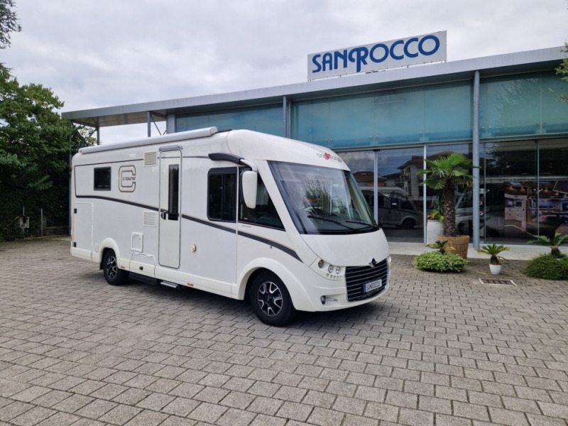 Carthago C-Tourer I 144 QB - Integrated motorhome: picture 1 Carthago C-Tourer I 144 QB - Integrated motorhome: picture 1