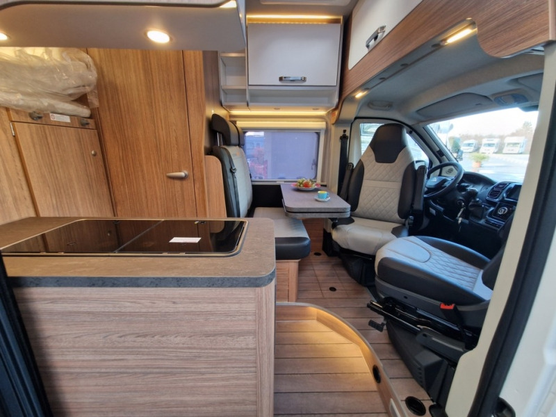 Weinsberg Carabus 630 MEG Edition Fire - Camper van: picture 4 Weinsberg Carabus 630 MEG Edition Fire - Camper van: picture 4