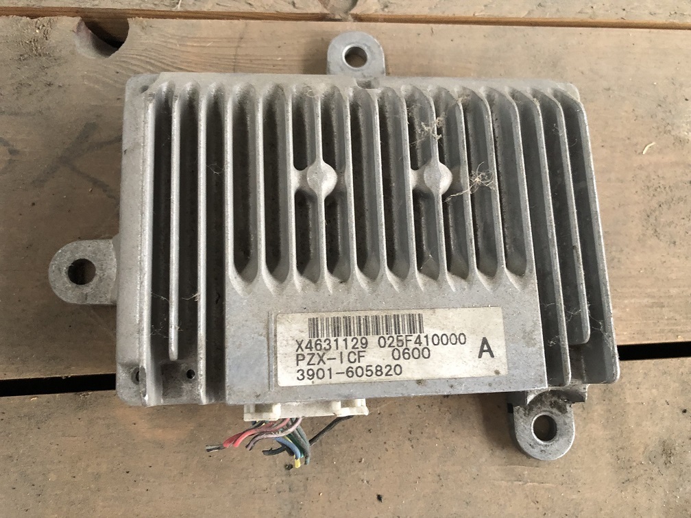 HITACHI ZX470 ECU - ECU for Crawler excavator: picture 1 HITACHI ZX470 ECU - ECU for Crawler excavator: picture 1