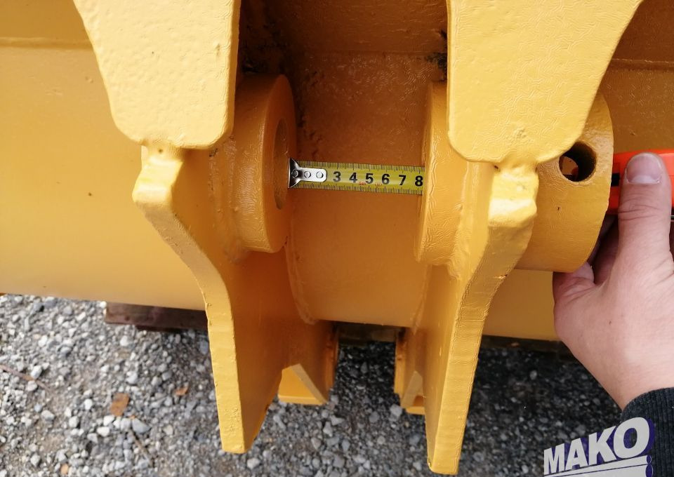 Łyżka 215cm do ładowarki 2m³ - Attachment for Construction machinery: picture 5 Łyżka 215cm do ładowarki 2m³ - Attachment for Construction machinery: picture 5