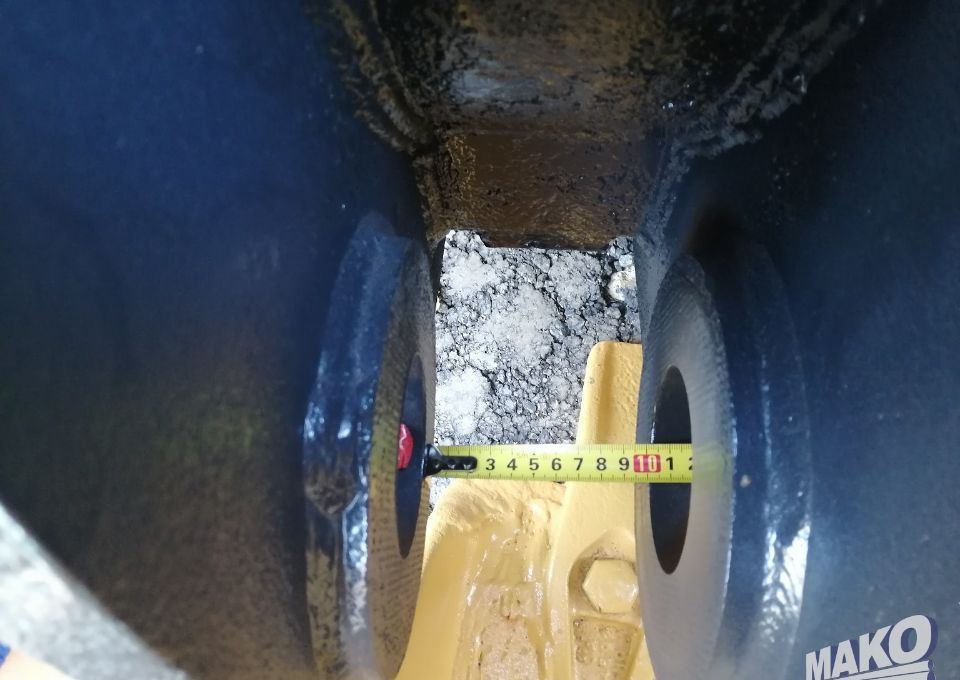 Łyżka 330cm do ładowarki 9m³ - Attachment for Construction machinery: picture 5 Łyżka 330cm do ładowarki 9m³ - Attachment for Construction machinery: picture 5