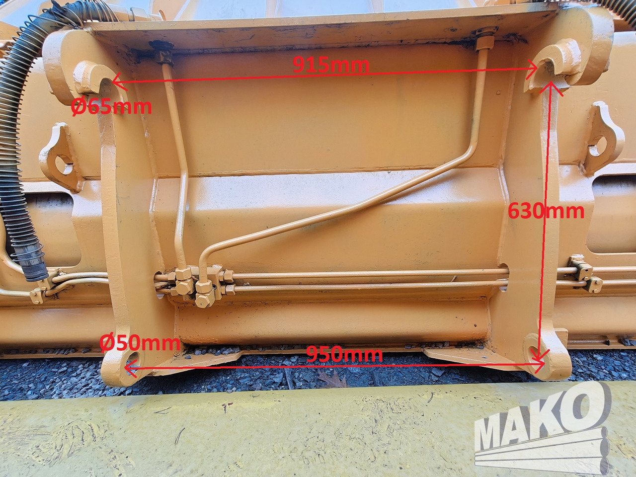 Łyżka CAT 270cm wysokiego wysypu do ładowarki - Attachment for Construction machinery: picture 5 Łyżka CAT 270cm wysokiego wysypu do ładowarki - Attachment for Construction machinery: picture 5