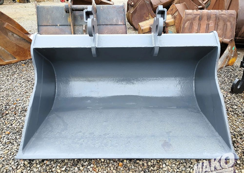 Łyżka skarpowa odwracalna 180cm Verachtert CW20 CW30 CW40 - Attachment for Construction machinery: picture 3 Łyżka skarpowa odwracalna 180cm Verachtert CW20 CW30 CW40 - Attachment for Construction machinery: picture 3