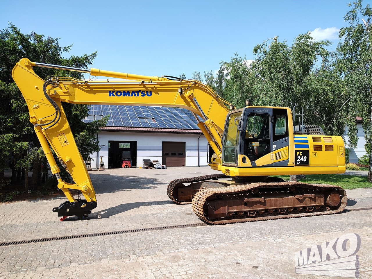 KOMATSU PC240LC-10 - Crawler excavator: picture 1 KOMATSU PC240LC-10 - Crawler excavator: picture 1