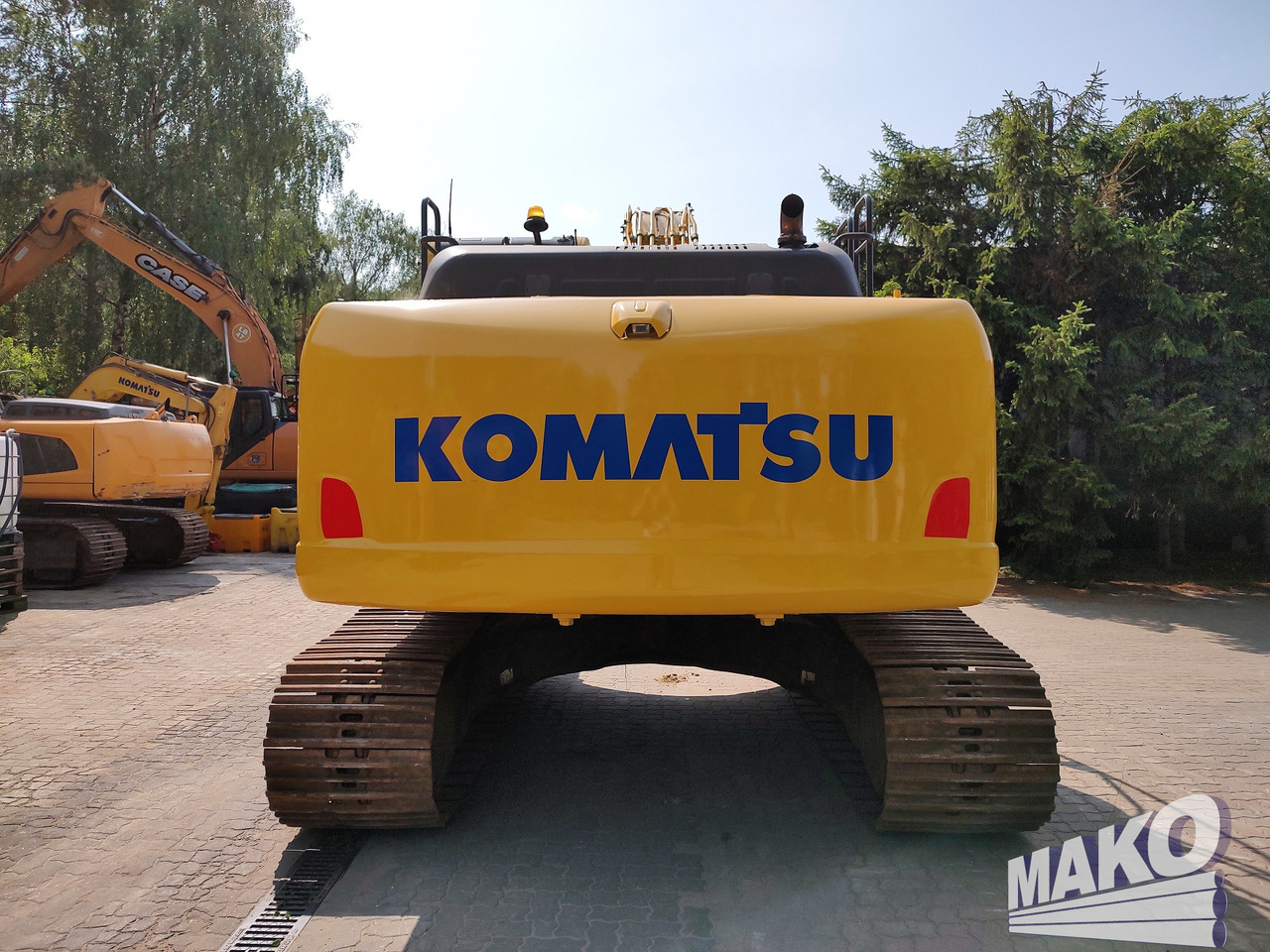 KOMATSU PC240LC-10 - Crawler excavator: picture 4 KOMATSU PC240LC-10 - Crawler excavator: picture 4