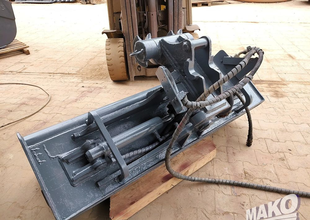 Łyżka skarpowa hydrauliczna 160cm Morin M3 - Excavator bucket: picture 5 Łyżka skarpowa hydrauliczna 160cm Morin M3 - Excavator bucket: picture 5