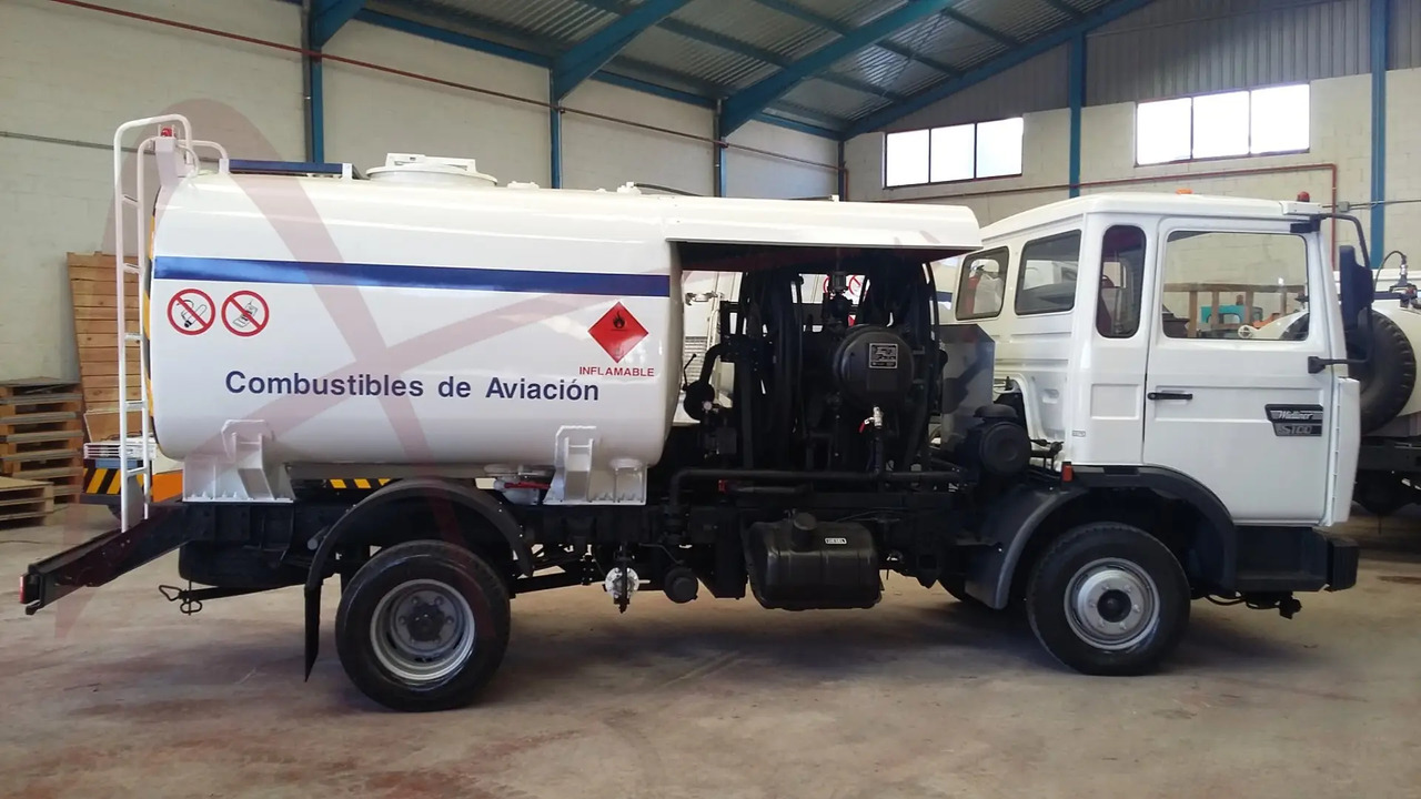 AVGAS B-100 - Tanker truck: picture 1 AVGAS B-100 - Tanker truck: picture 1