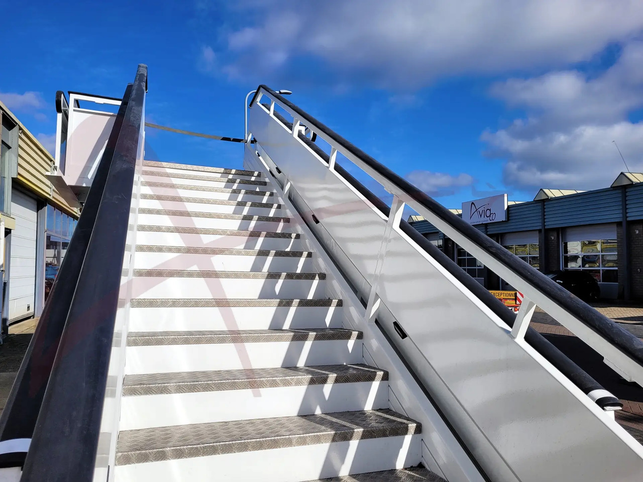 EINSA EDU-A - Passenger stairs: picture 4 EINSA EDU-A - Passenger stairs: picture 4