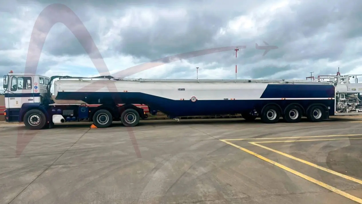 MAN 33-343 - Tanker truck: picture 1 MAN 33-343 - Tanker truck: picture 1
