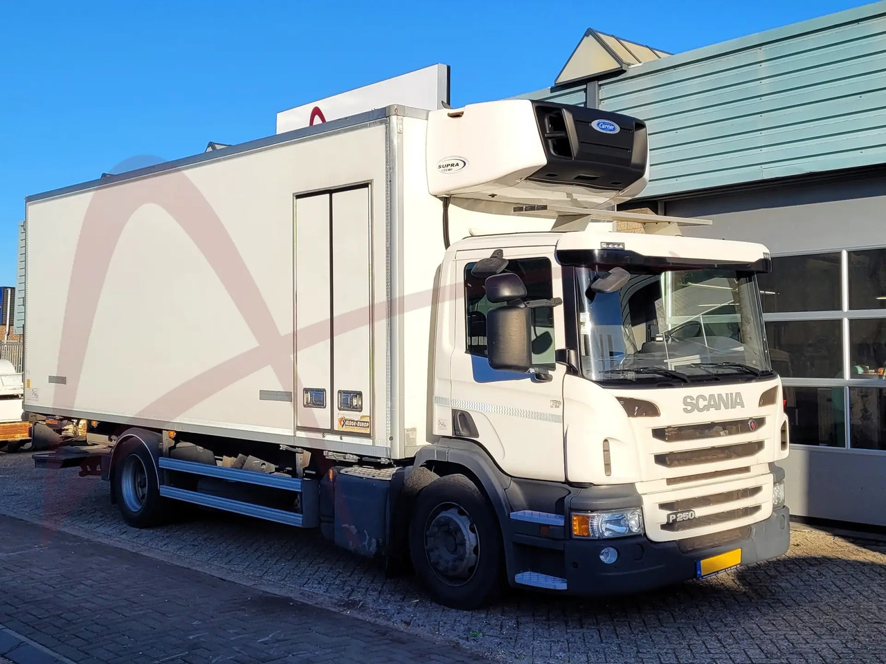SCANIA P250 - Box truck: picture 5 SCANIA P250 - Box truck: picture 5