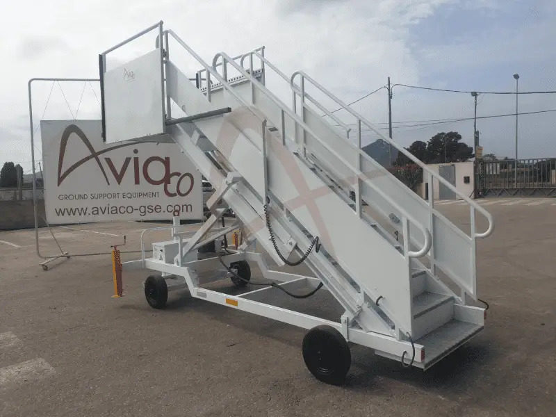 SERPISTA EHR-10A - Passenger stairs: picture 3 SERPISTA EHR-10A - Passenger stairs: picture 3