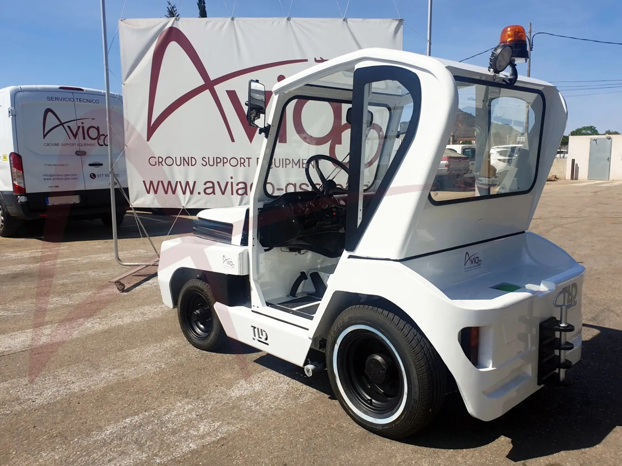 TLD TMX-20 - Baggage tractor: picture 5 TLD TMX-20 - Baggage tractor: picture 5