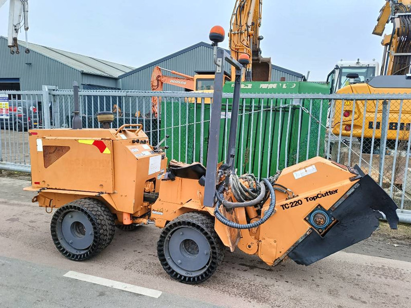 Case Maxi-Sneaker Maxi C c220 top cutter wheel paver - Trencher: picture 1 Case Maxi-Sneaker Maxi C c220 top cutter wheel paver - Trencher: picture 1